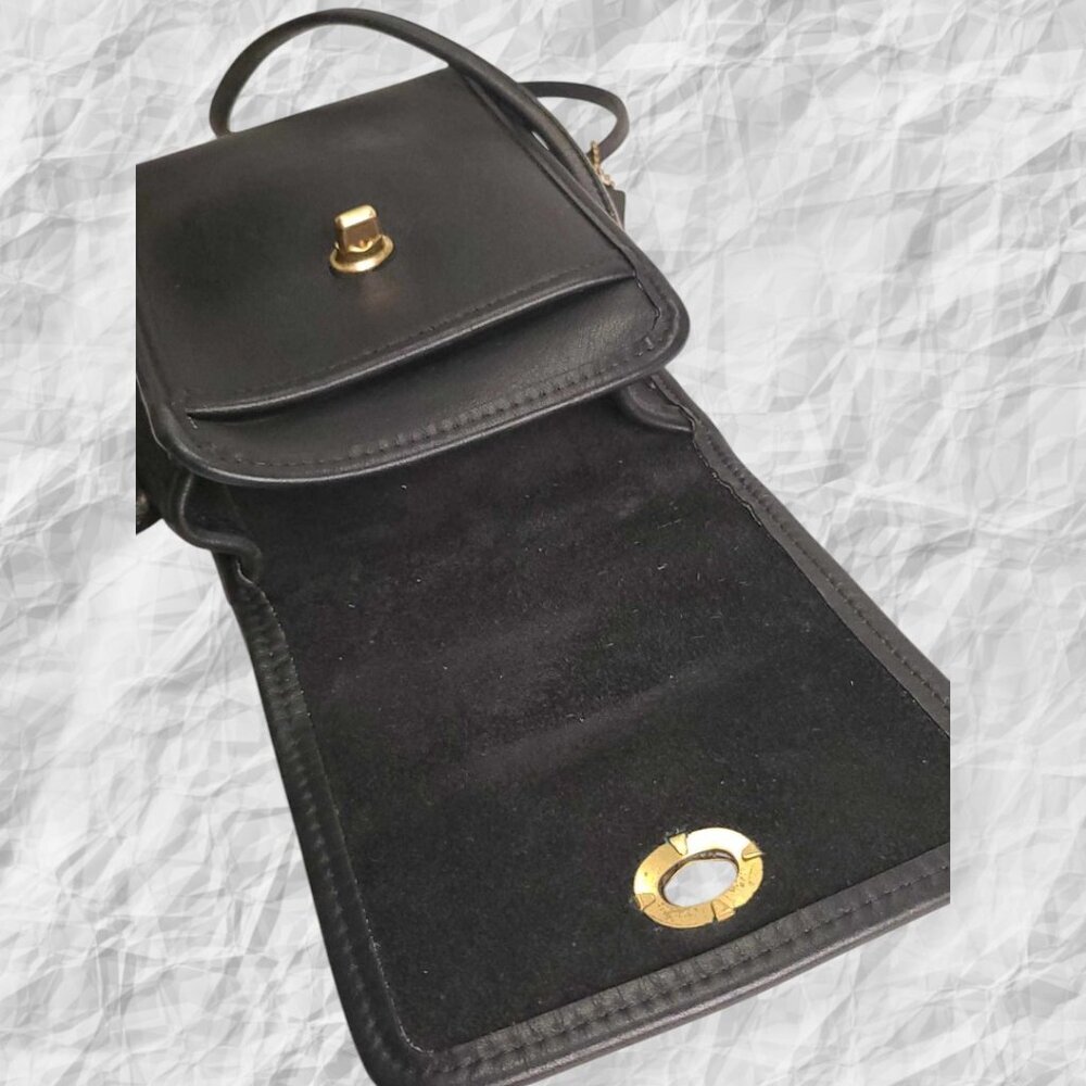 Vintage COACH Scooter Crossbody Bag in black - Picture 4 of 14